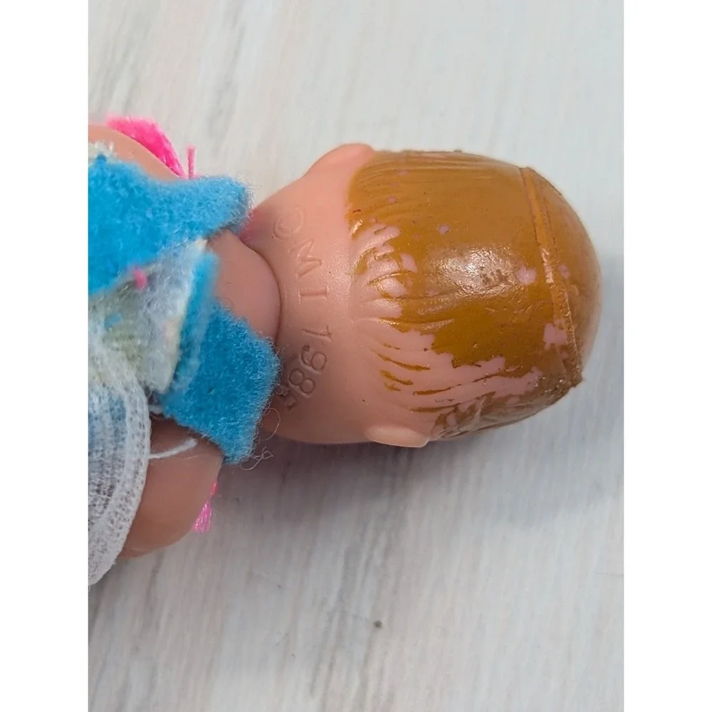 Mattel Barbie Happy Family Baby Krissy Vintage blue pink brown hair used